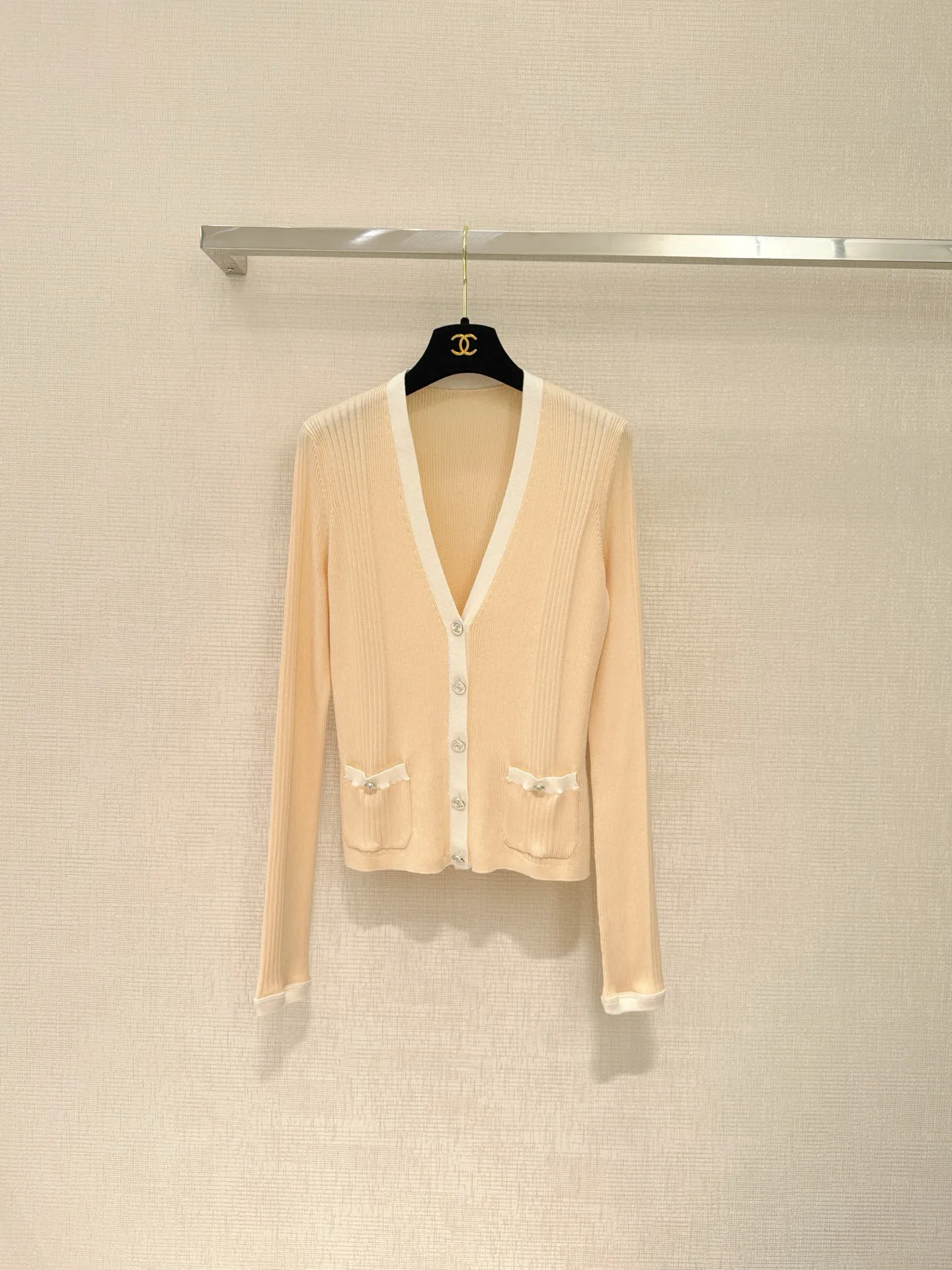 CHANEL Женский кардиган шерсть CHANEL Женский кардиган шерсть