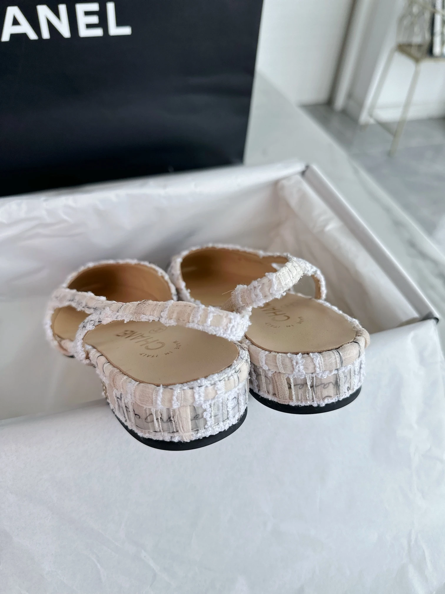 CHANEL Женские туфли слингбэки из твида