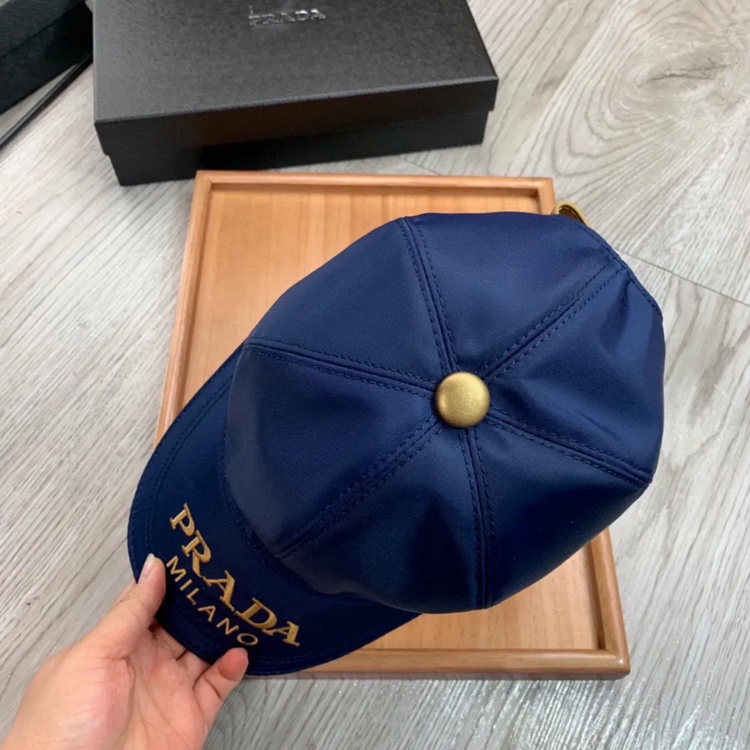 PRADA Мужская бейсболка PRADA Мужская бейсболка