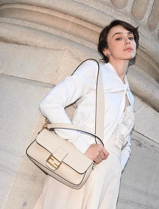 FENDI Женская сумка baguette