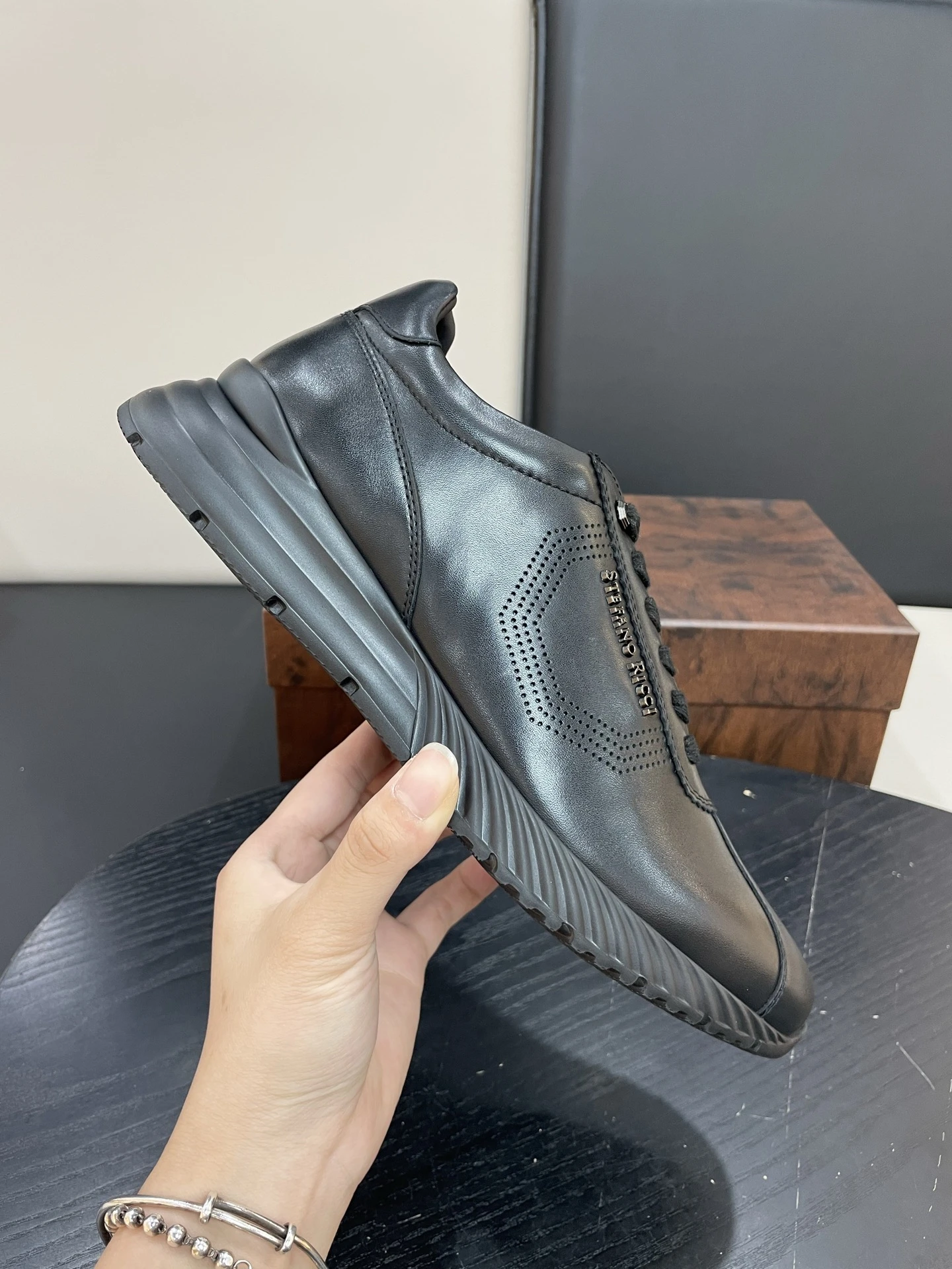 STEFANO RICCI Мужские кроссовки с анатомически выверенной колодкой STEFANO RICCI Мужские кроссовки с анатомически выверенной колодкой