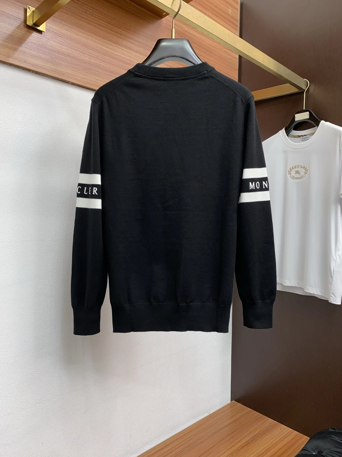 MONCLER Мужской свитер 