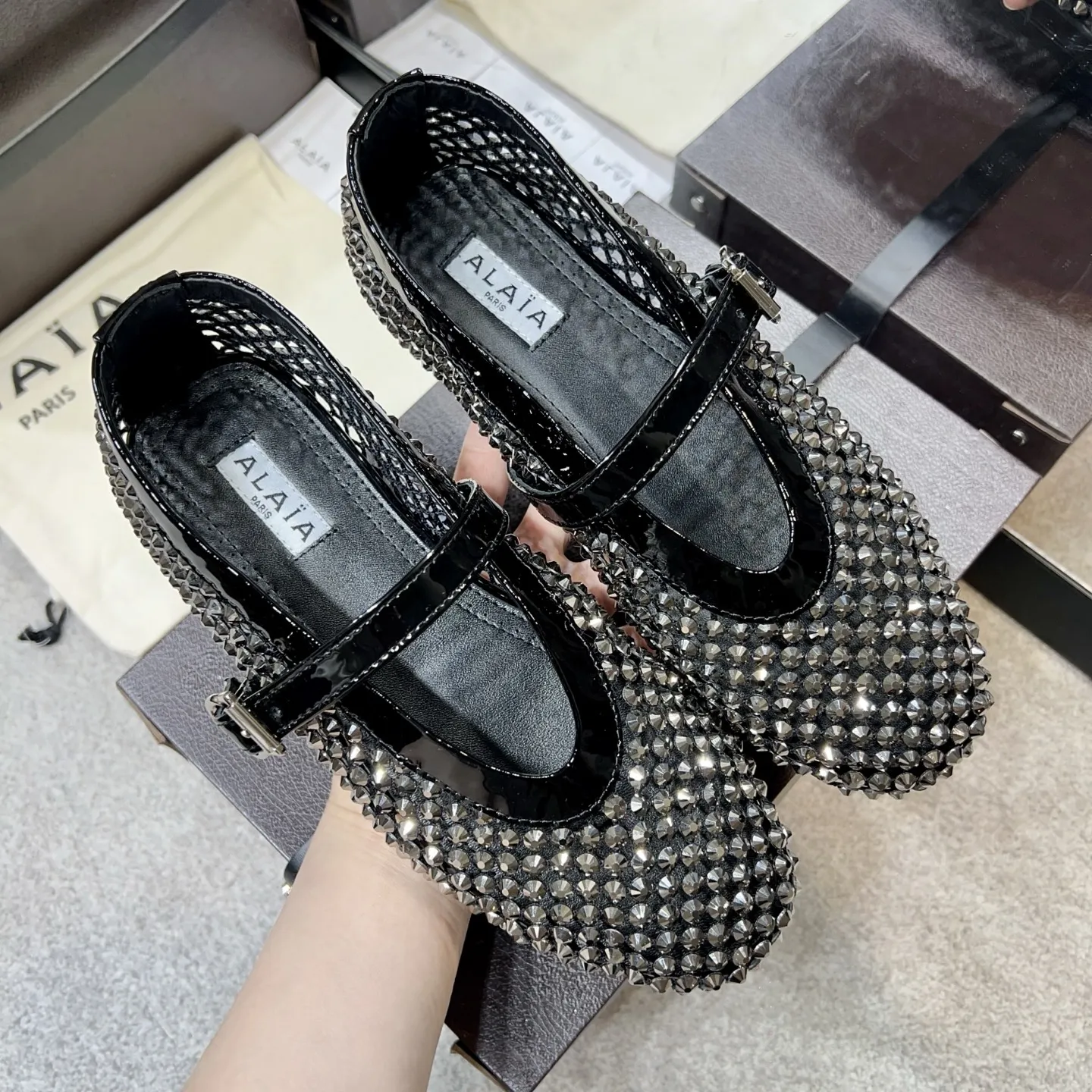 ALAIA Женские балетки cо стразами ALAIA Женские балетки cо стразами