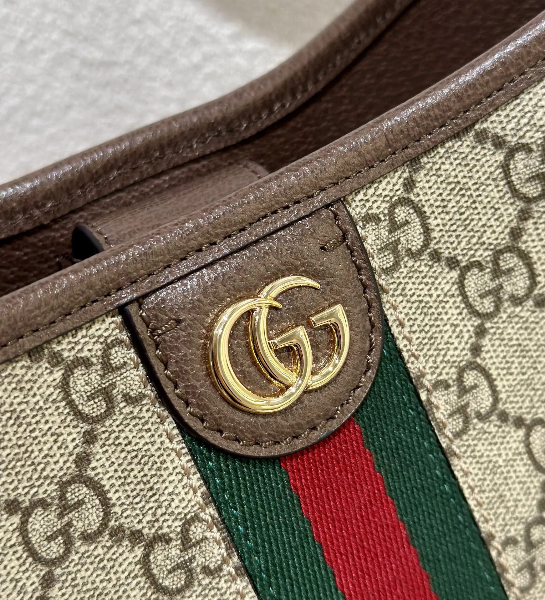 GUCCI Сумка GG Ophidia GUCCI Сумка GG Ophidia