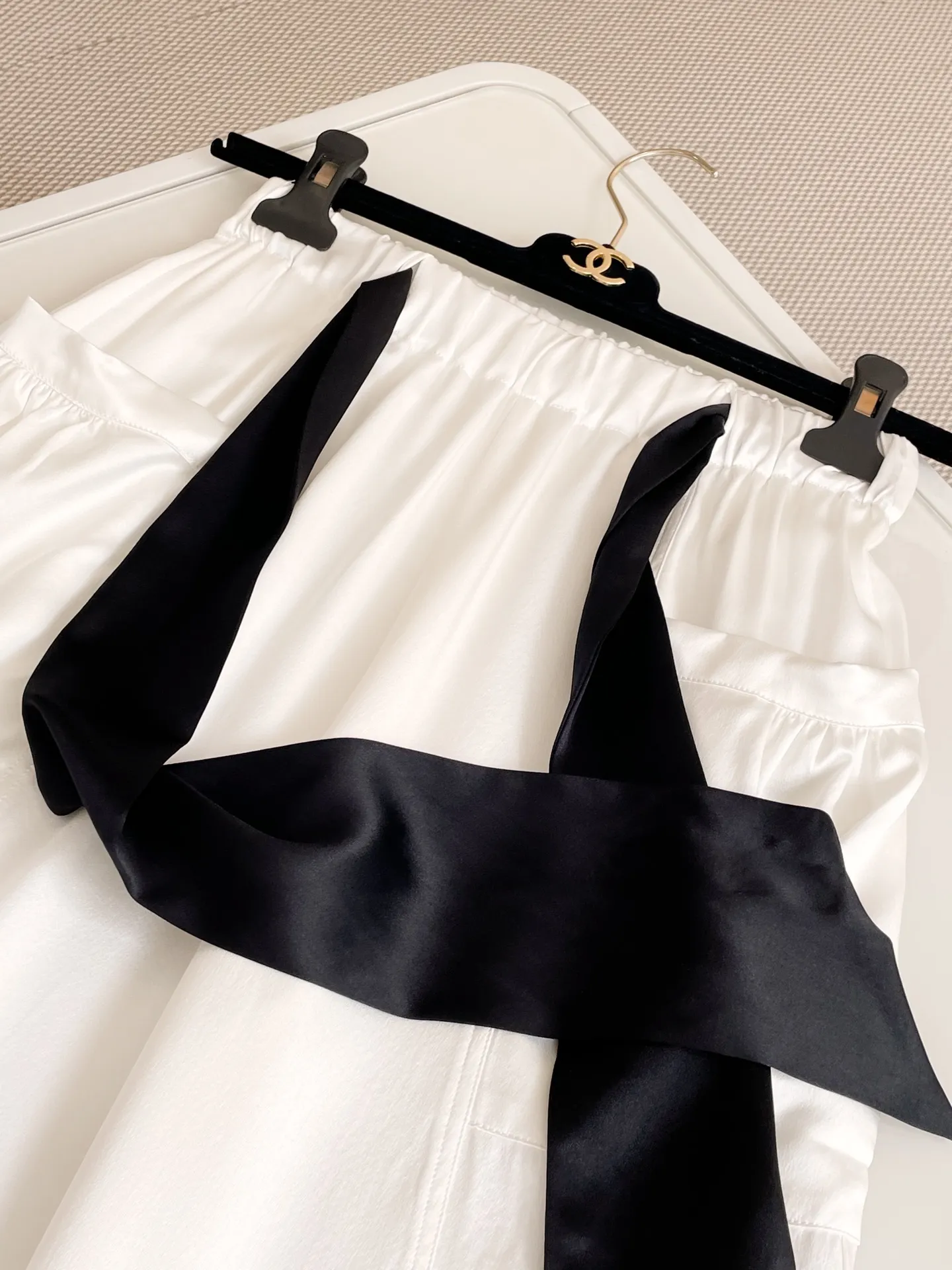 CHANEL Женские брюки с поясом CHANEL Женские брюки с поясом