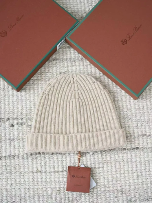 LORO PIANA Мужская шапка
