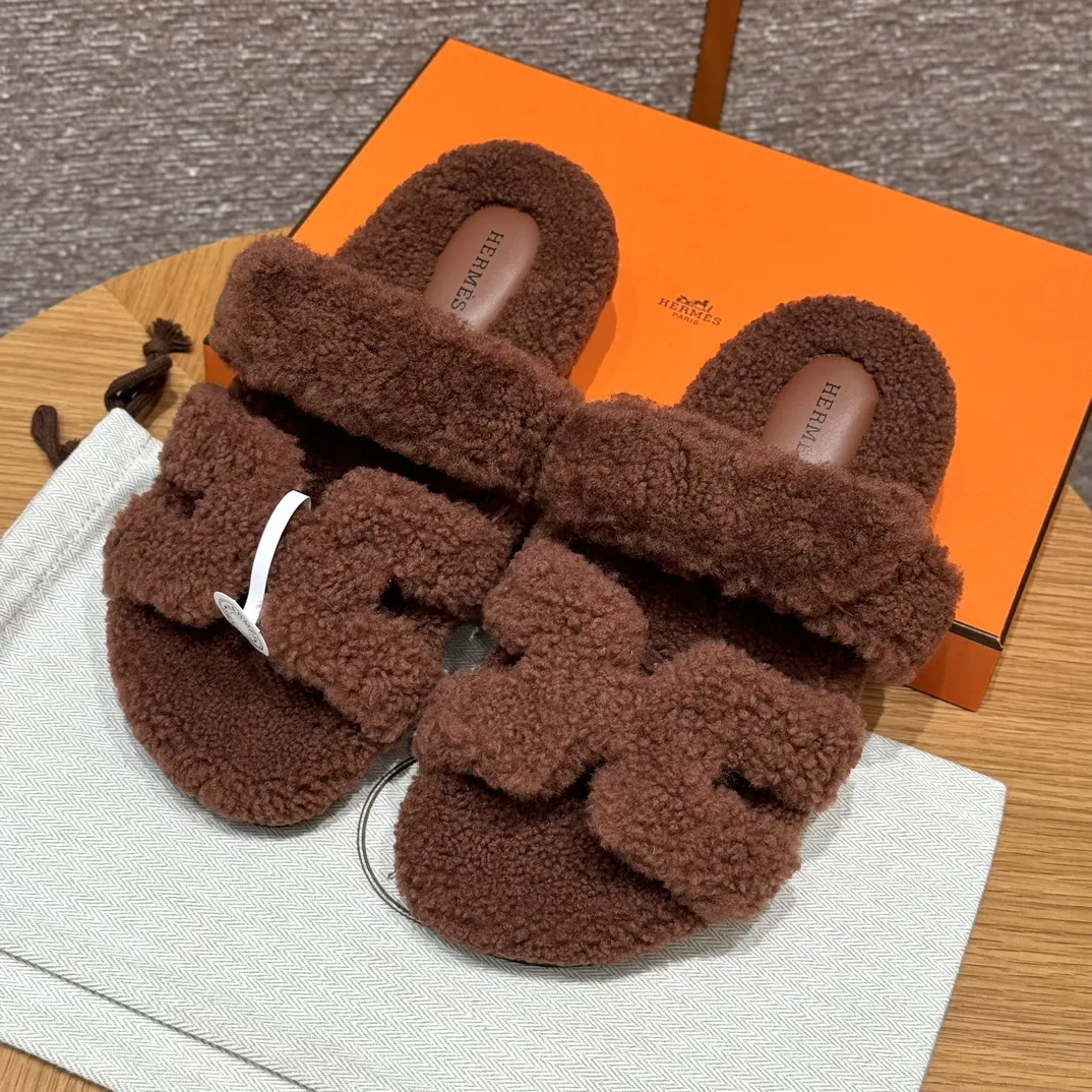 HERMES Женские сандалии Chypre из шерсти