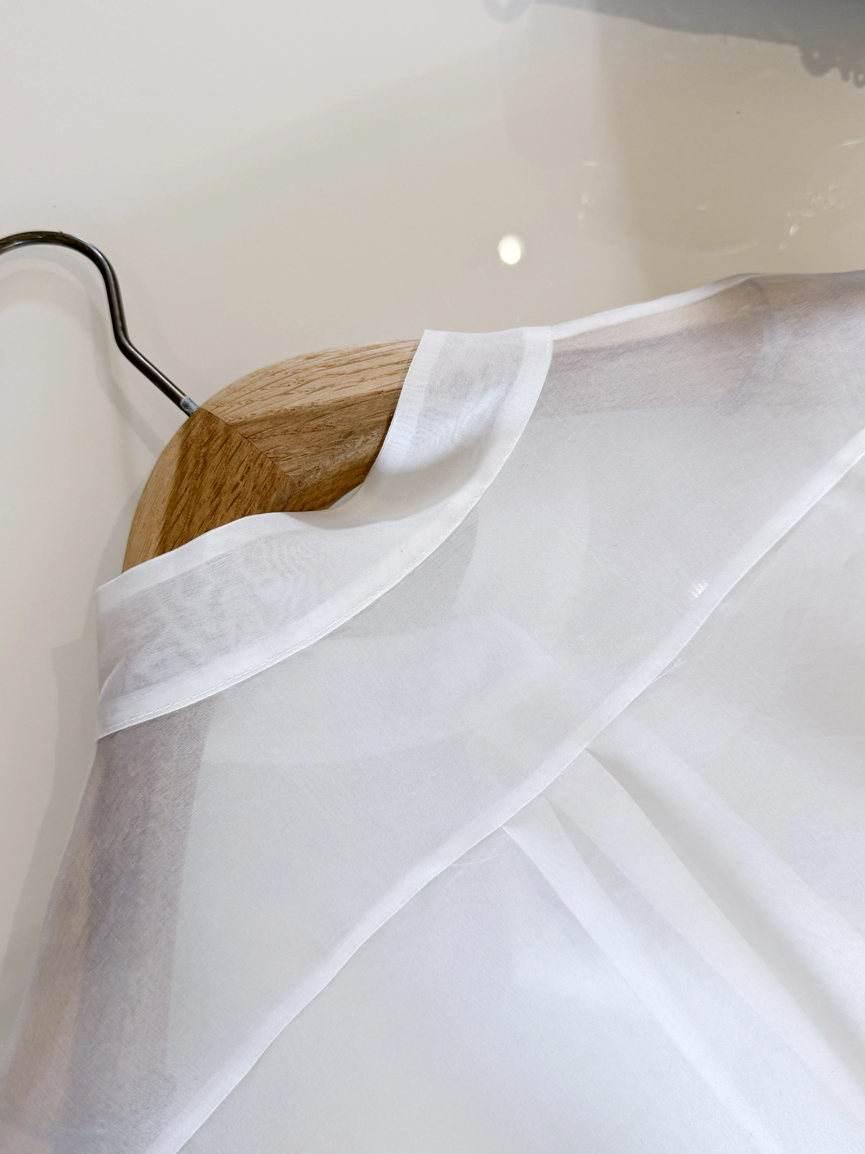 CHRISTIAN DIOR Женская блуза CHRISTIAN DIOR Женская блуза