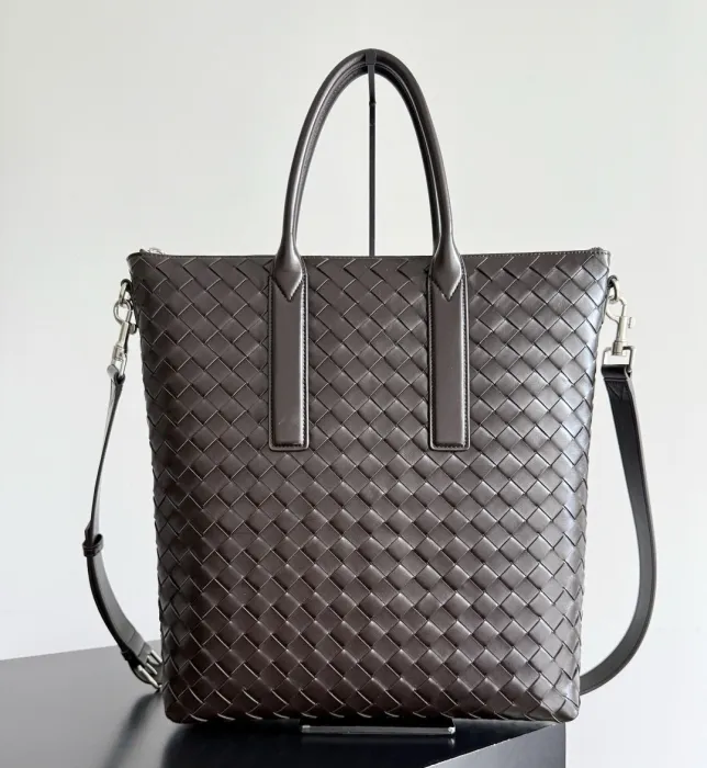 BOTTEGA VENETA Мужская сумка Intrecciato