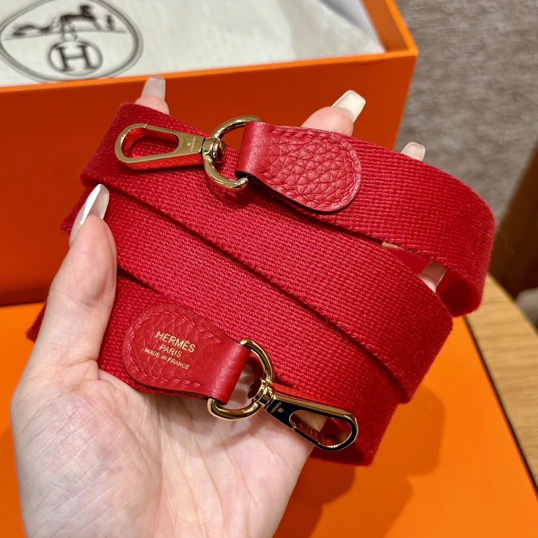 HERMES Женская сумка Evelyne 16 см Q5 Clemence HERMES Женская сумка Evelyne 16 см Q5 Clemence