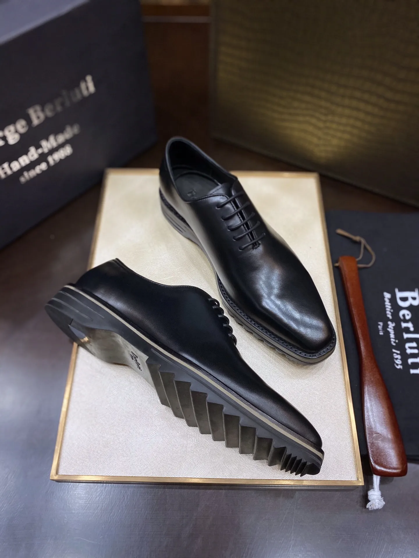 BERLUTI Мужские оксфорды из воловьей кожи