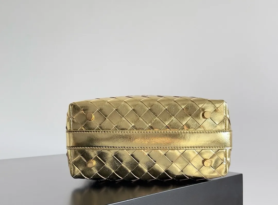 BOTTEGA VENETA Сумка Wallace