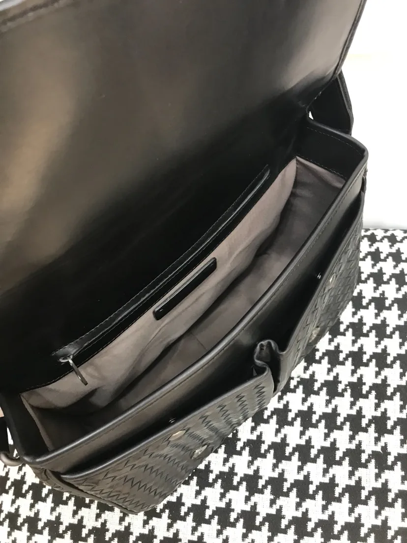 BOTTEGA VENETA Мужской Портфель с просторным внутренним отделением