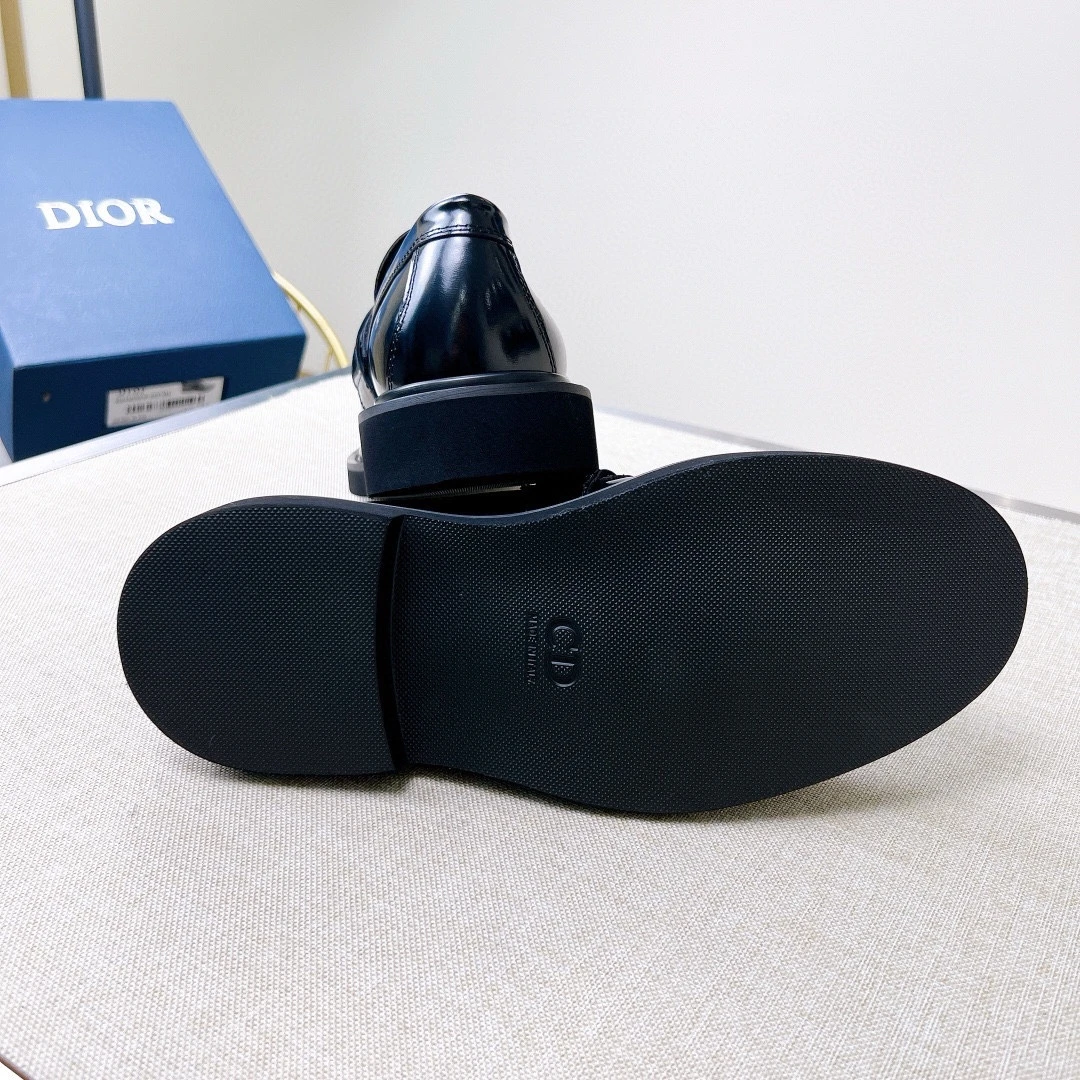 CHRISTIAN DIOR Мужские туфли броги CHRISTIAN DIOR Мужские туфли броги