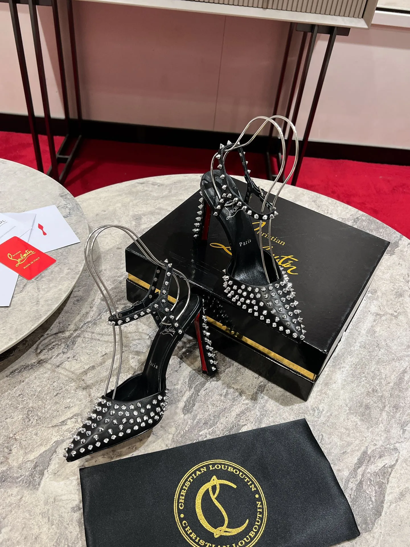 CHRISTIAN LOUBOUTIN Женские туфли CHRISTIAN LOUBOUTIN Женские туфли