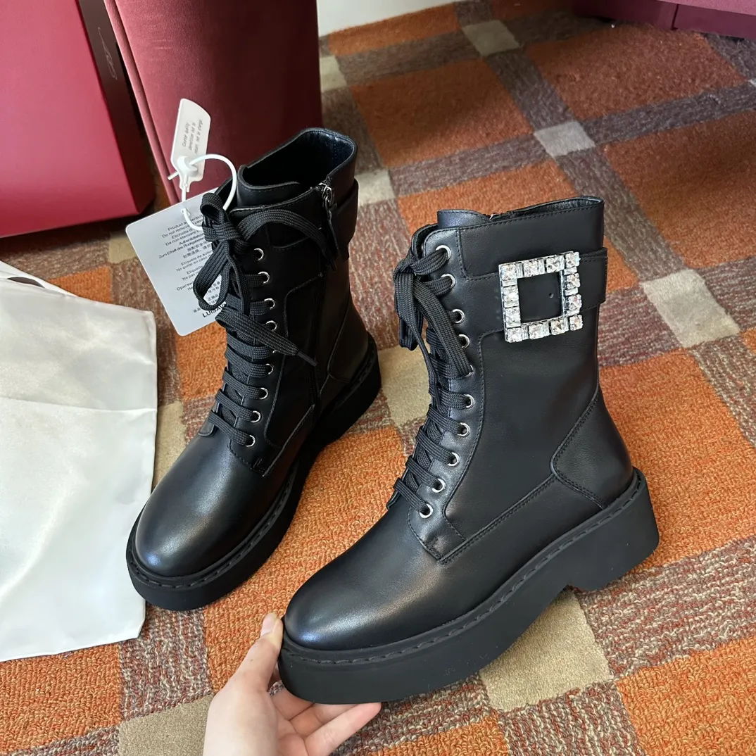 ROGER VIVIER Женские ботинки Martin ROGER VIVIER Женские ботинки Martin