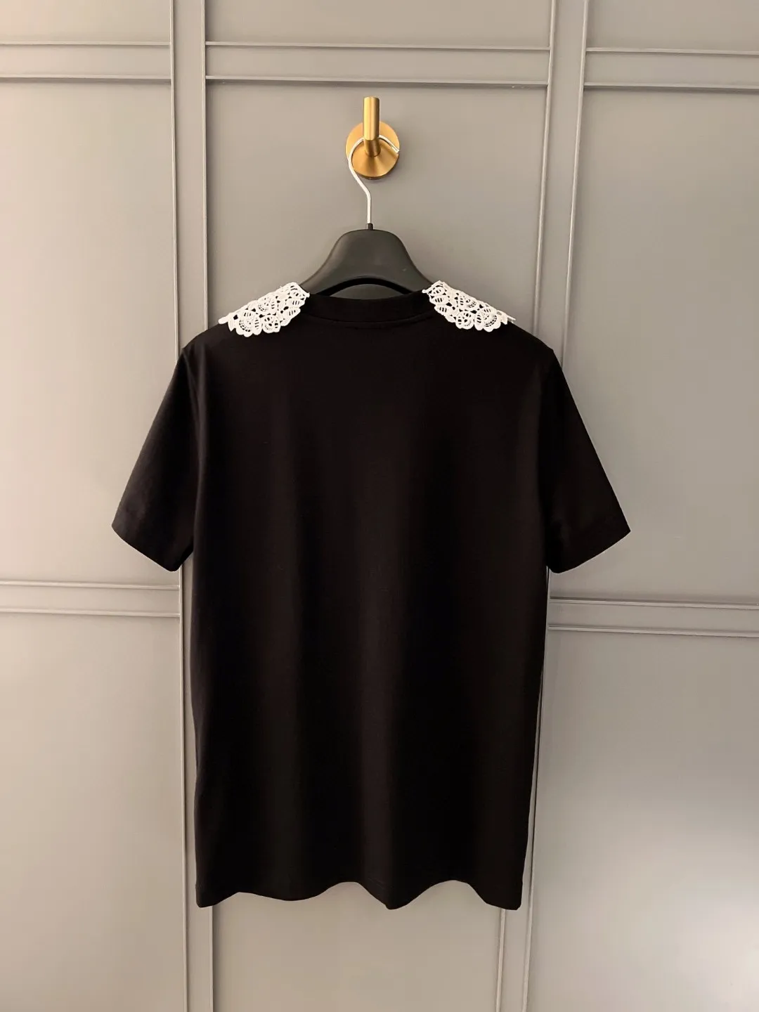 DOLCE & GABBANA Женская футболка с воротником DOLCE & GABBANA Женская футболка с воротником