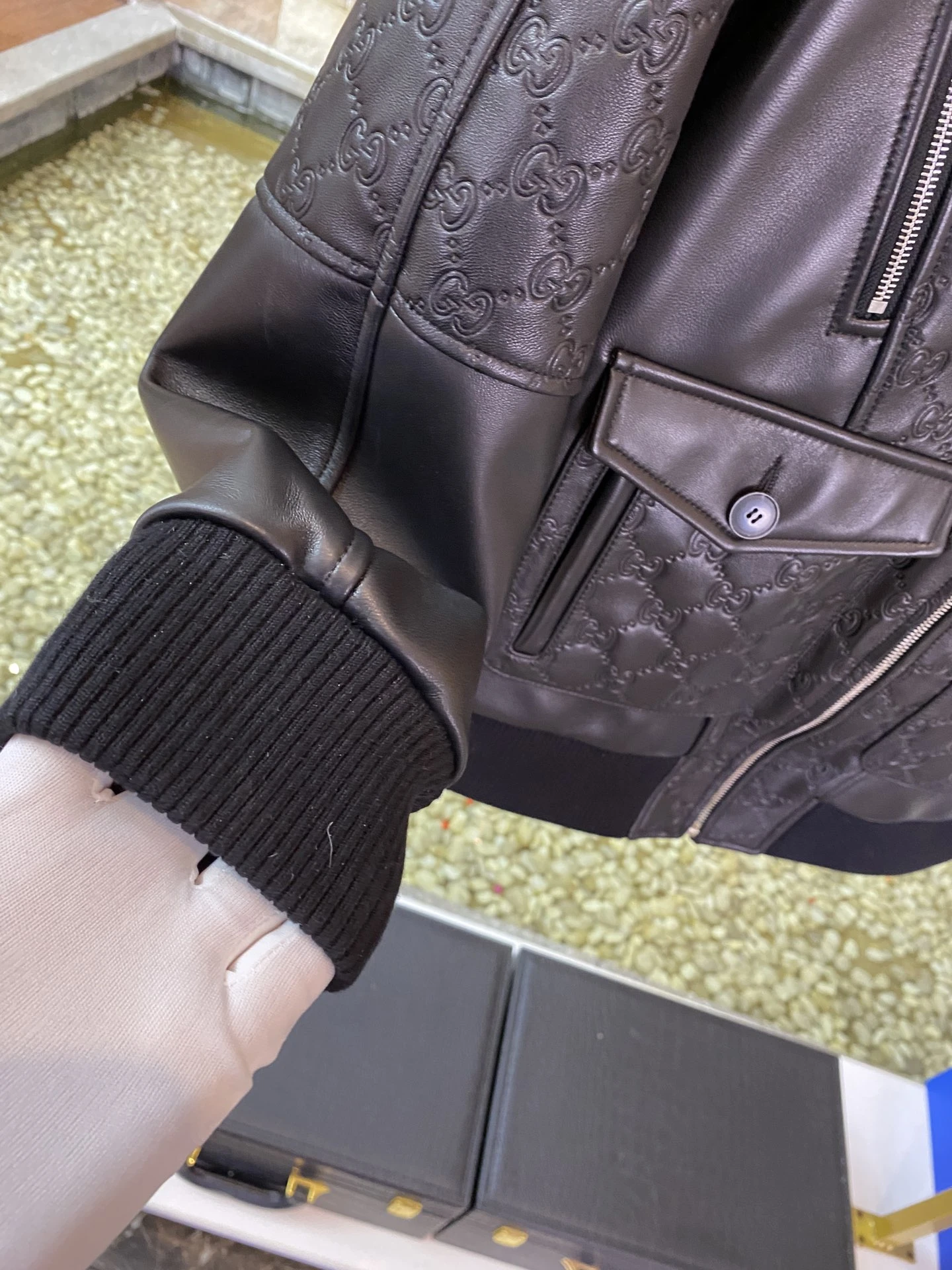 GUCCI Мужская кожаная куртка GUCCI Мужская кожаная куртка