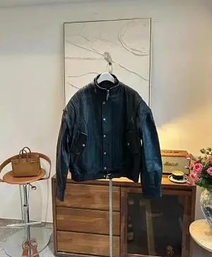 SAINT LAURENT Женская кожаная куртка со съёмными рукавами