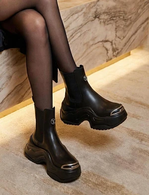 LOUIS VUITTON Женские ботинки на массивной подошве