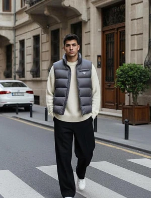 PRADA Мужской жилет с пуховым наполнителем 