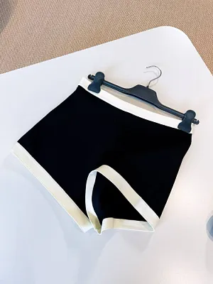 CHRISTIAN DIOR Женские шорты черные