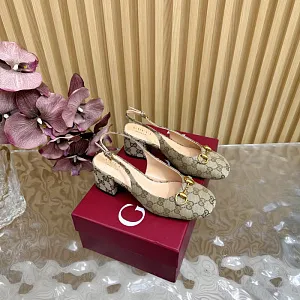 GUCCI Женские туфли с перемычкой