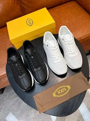 TOD'S Мужские кроссовки из телячьей кожи перфорированные