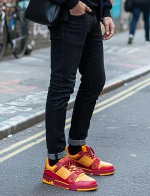 LOUIS VUITTON Мужские кроссовки Trainer