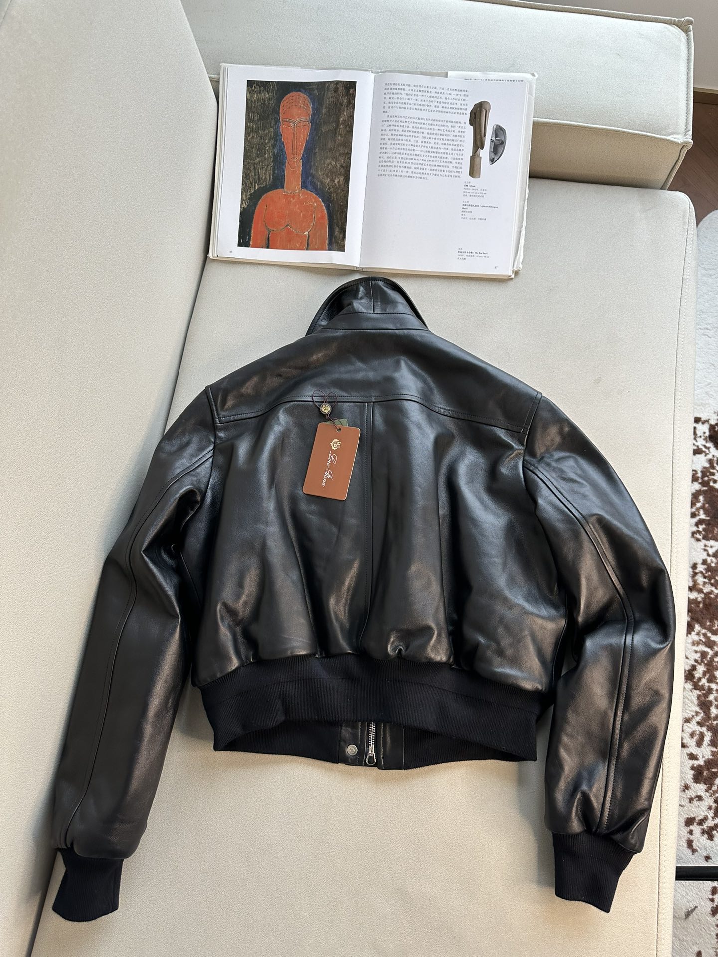 LORO PIANA Женская кожаная куртка LORO PIANA Женская кожаная куртка