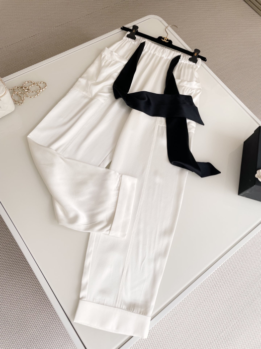 CHANEL Женские брюки с поясом