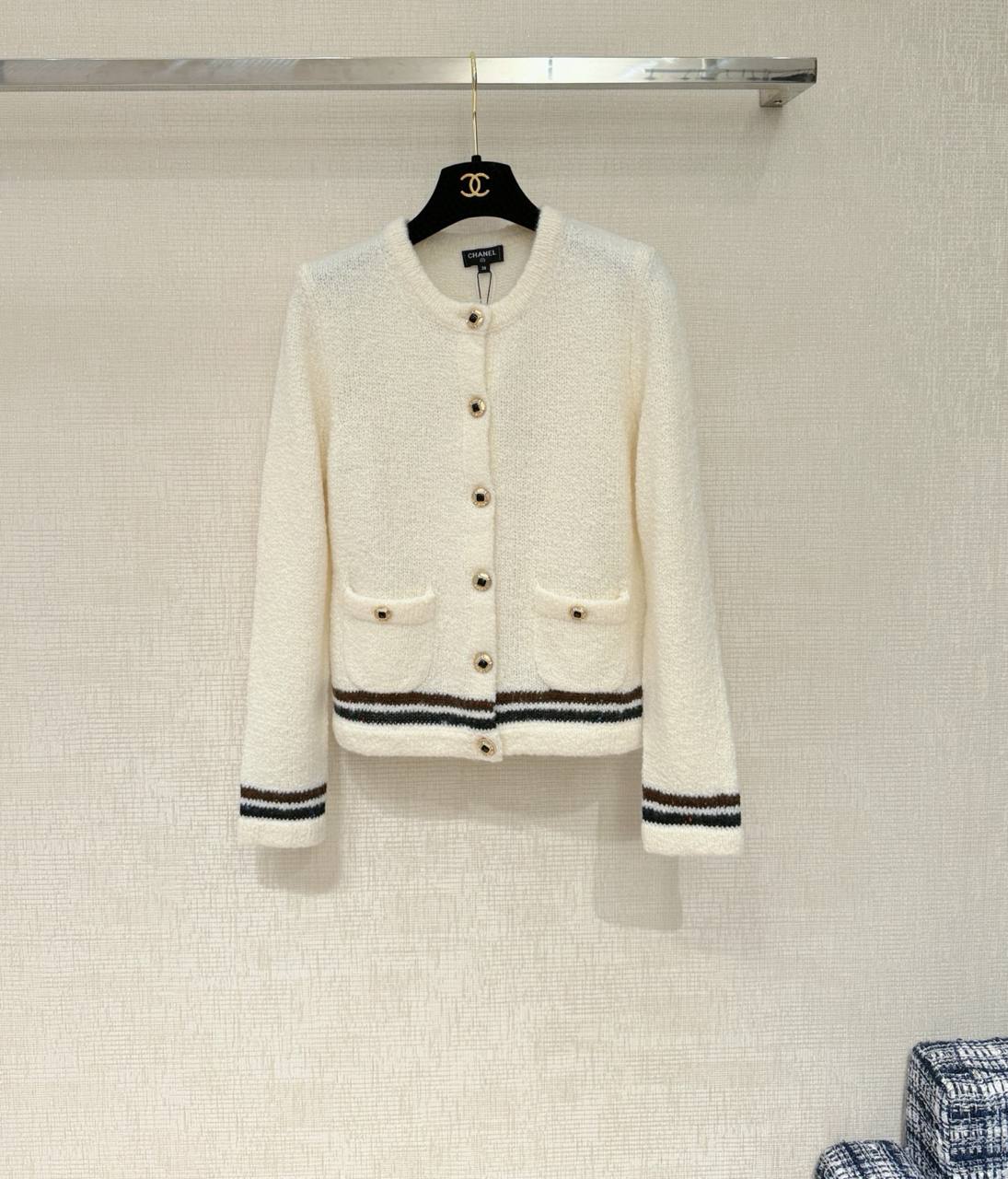 CHANEL Женский кардиган из кашемира CHANEL Женский кардиган из кашемира