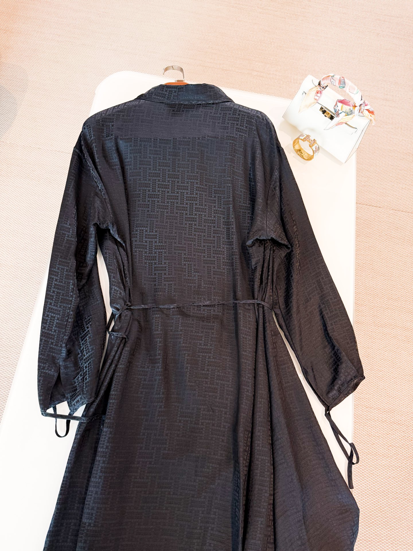 HERMES Женское атласное платье HERMES Женское атласное платье