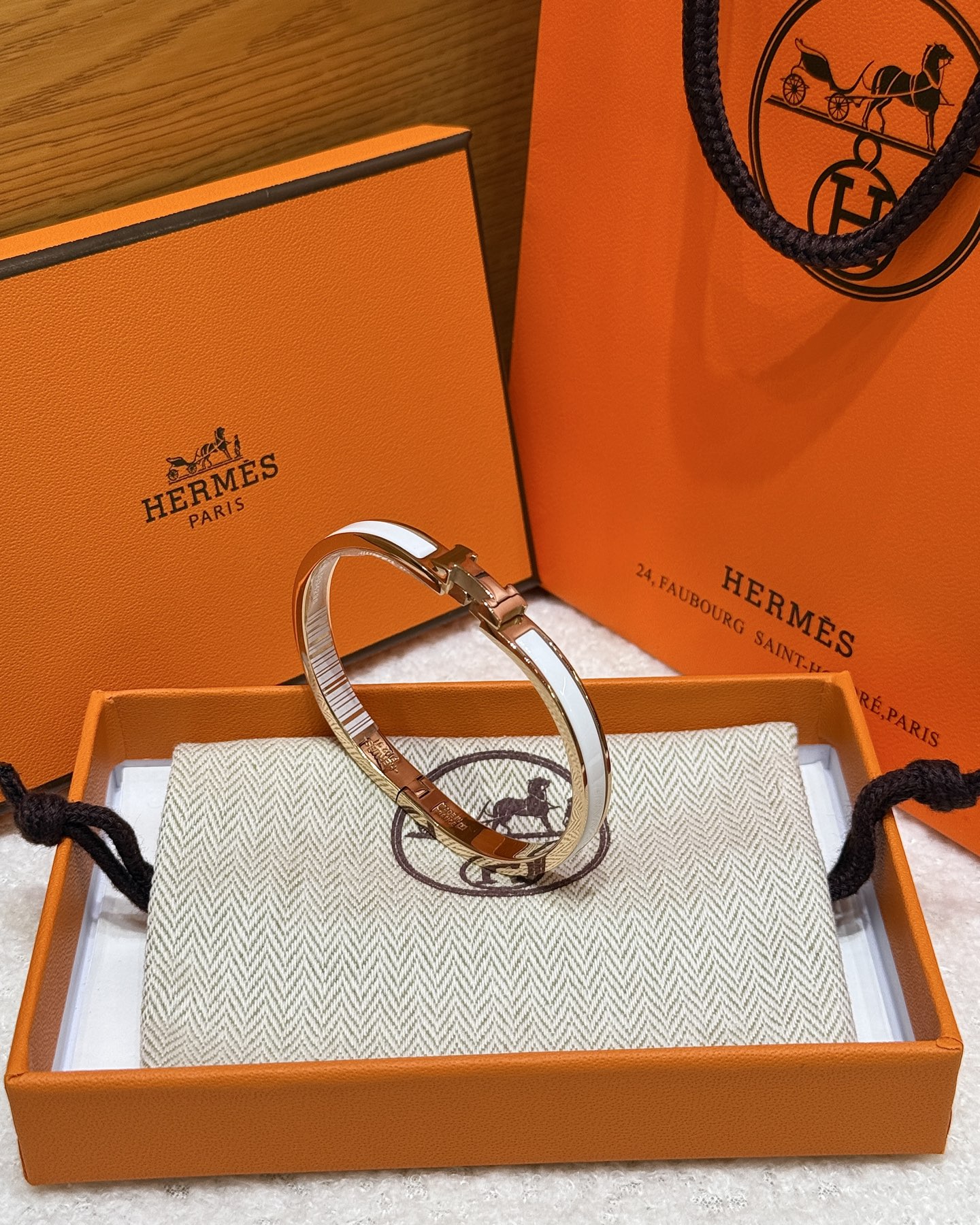 HERMES Браслет Clic H