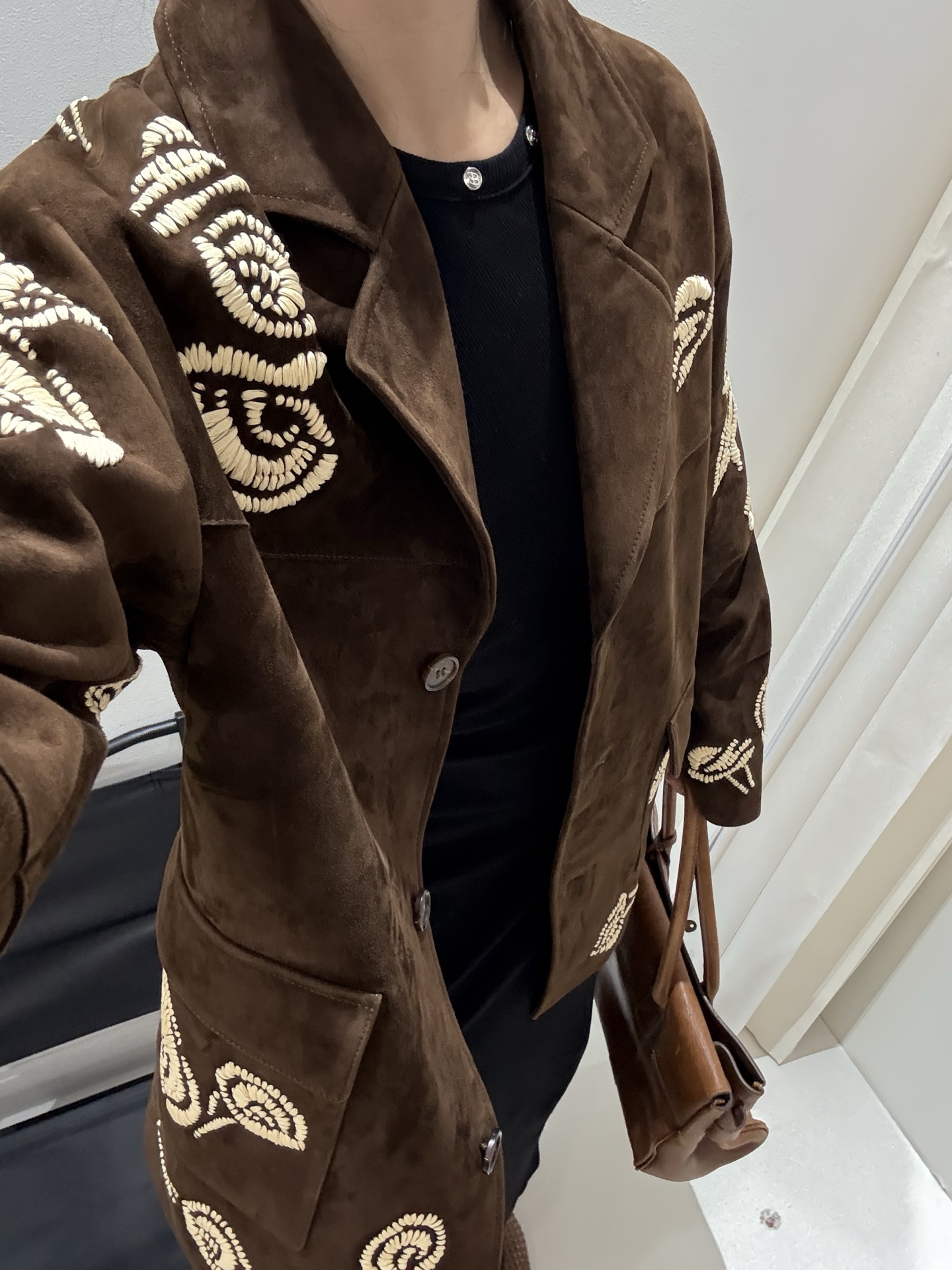 LORO PIANA Женская куртка из замши LORO PIANA Женская куртка из замши