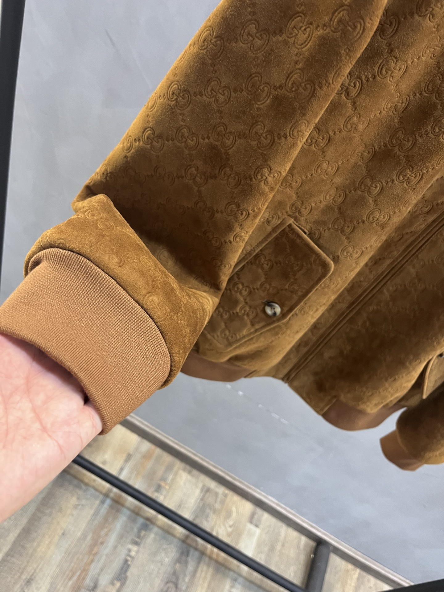 GUCCI Мужская куртка из замши GUCCI Мужская куртка из замши