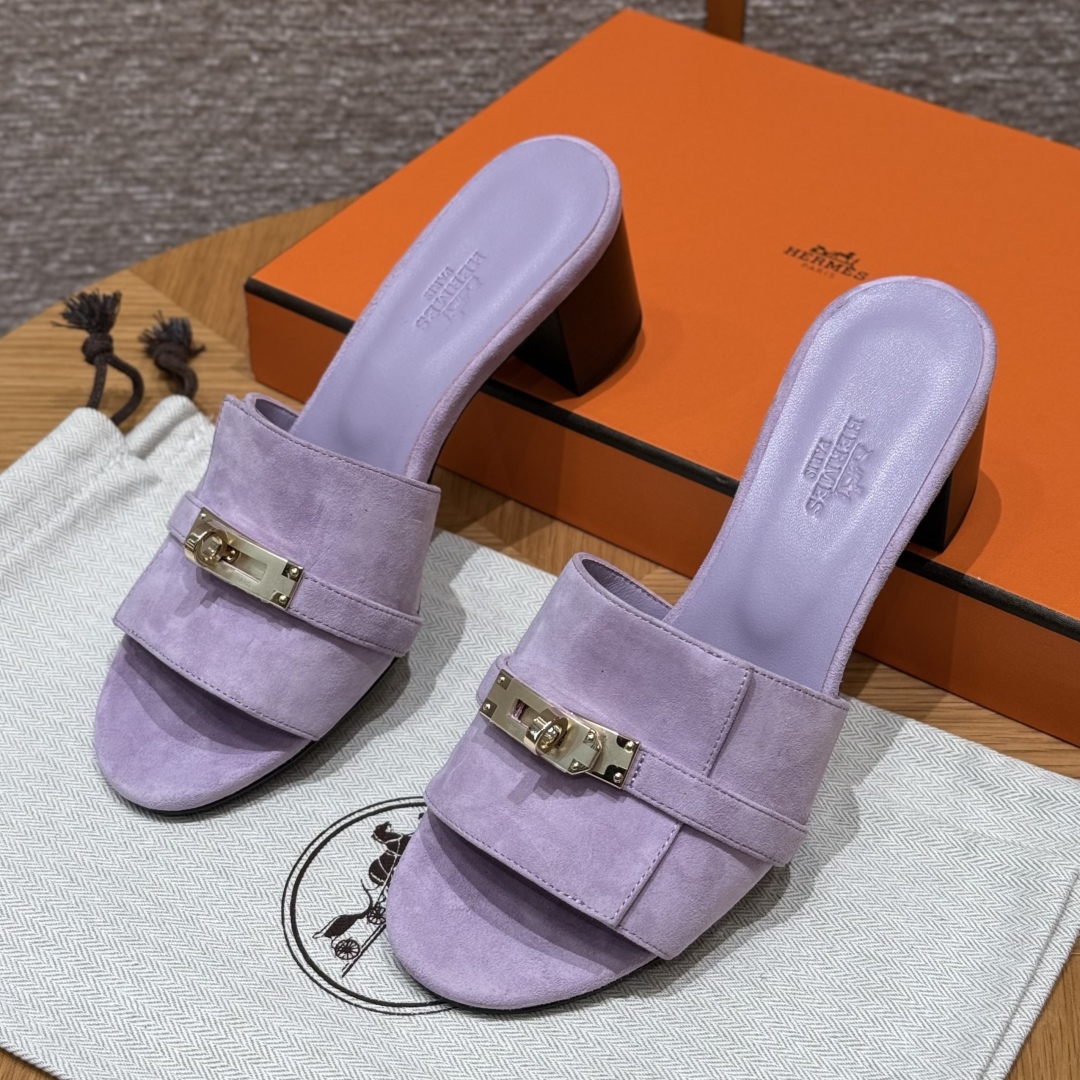 HERMES Женские сандалии Gigi Kelly из замши HERMES Женские сандалии Gigi Kelly из замши