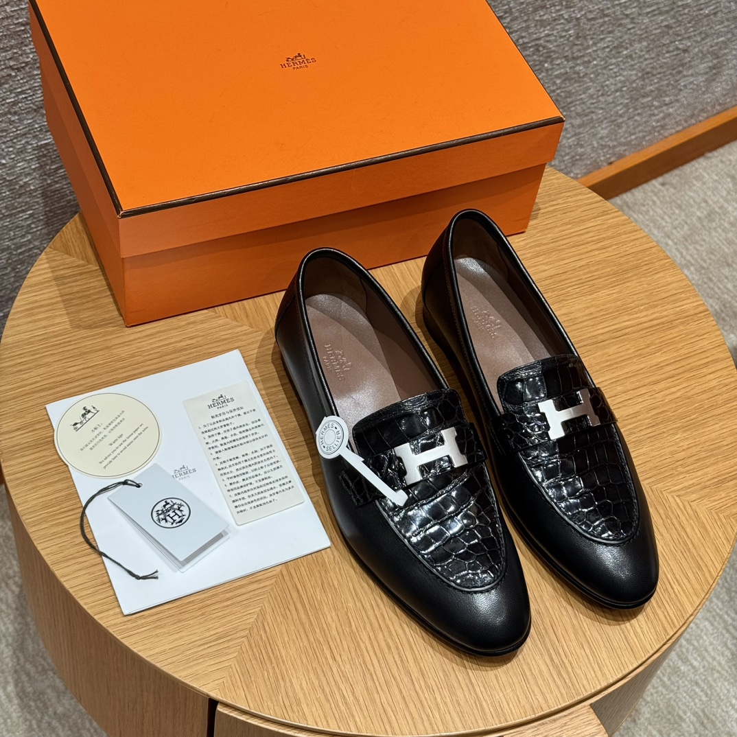 HERMES Женские лоферы Paris кожа аллигатора  HERMES Женские лоферы Paris кожа аллигатора