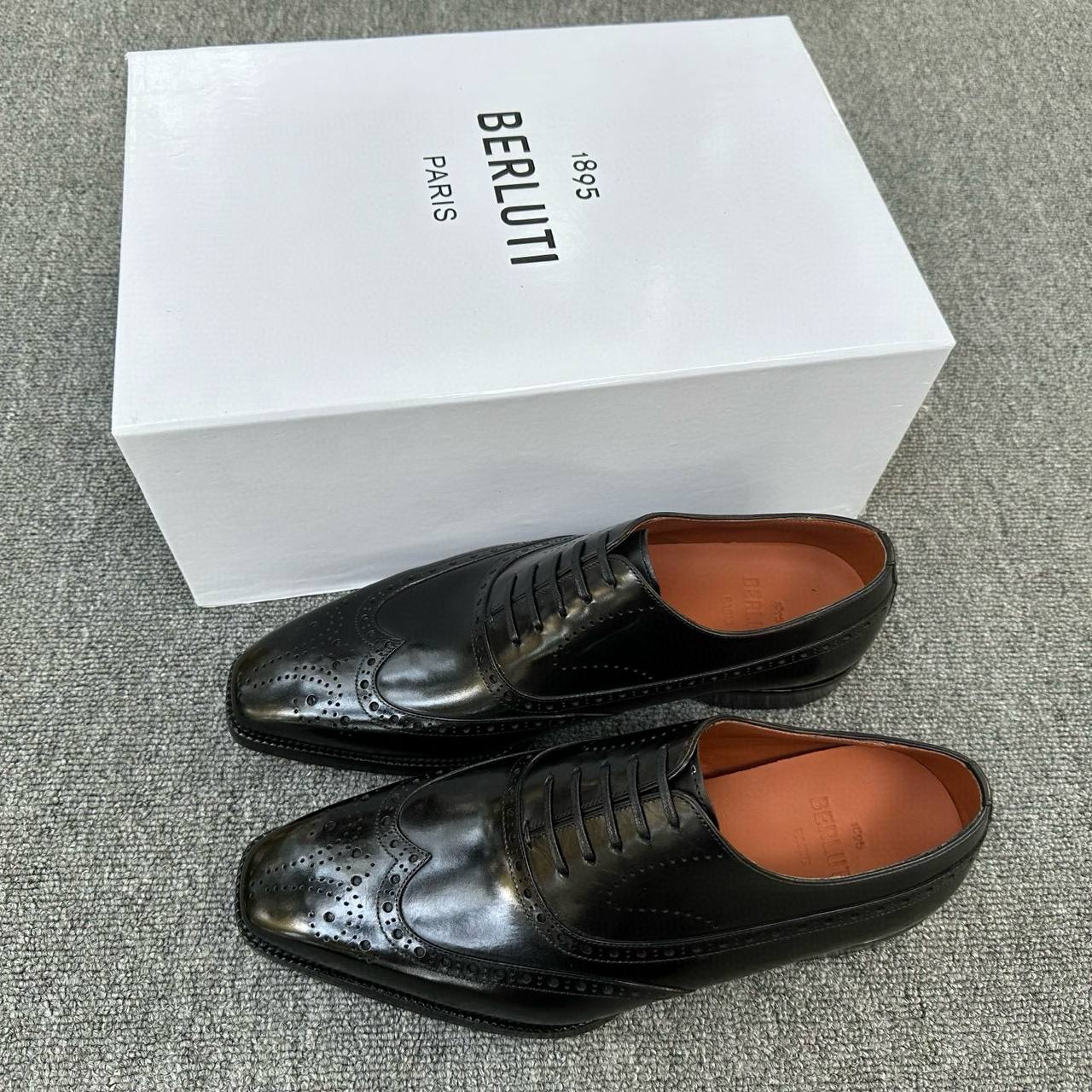 BERLUTI Мужские туфли из телячьей кожи BERLUTI Мужские туфли из телячьей кожи
