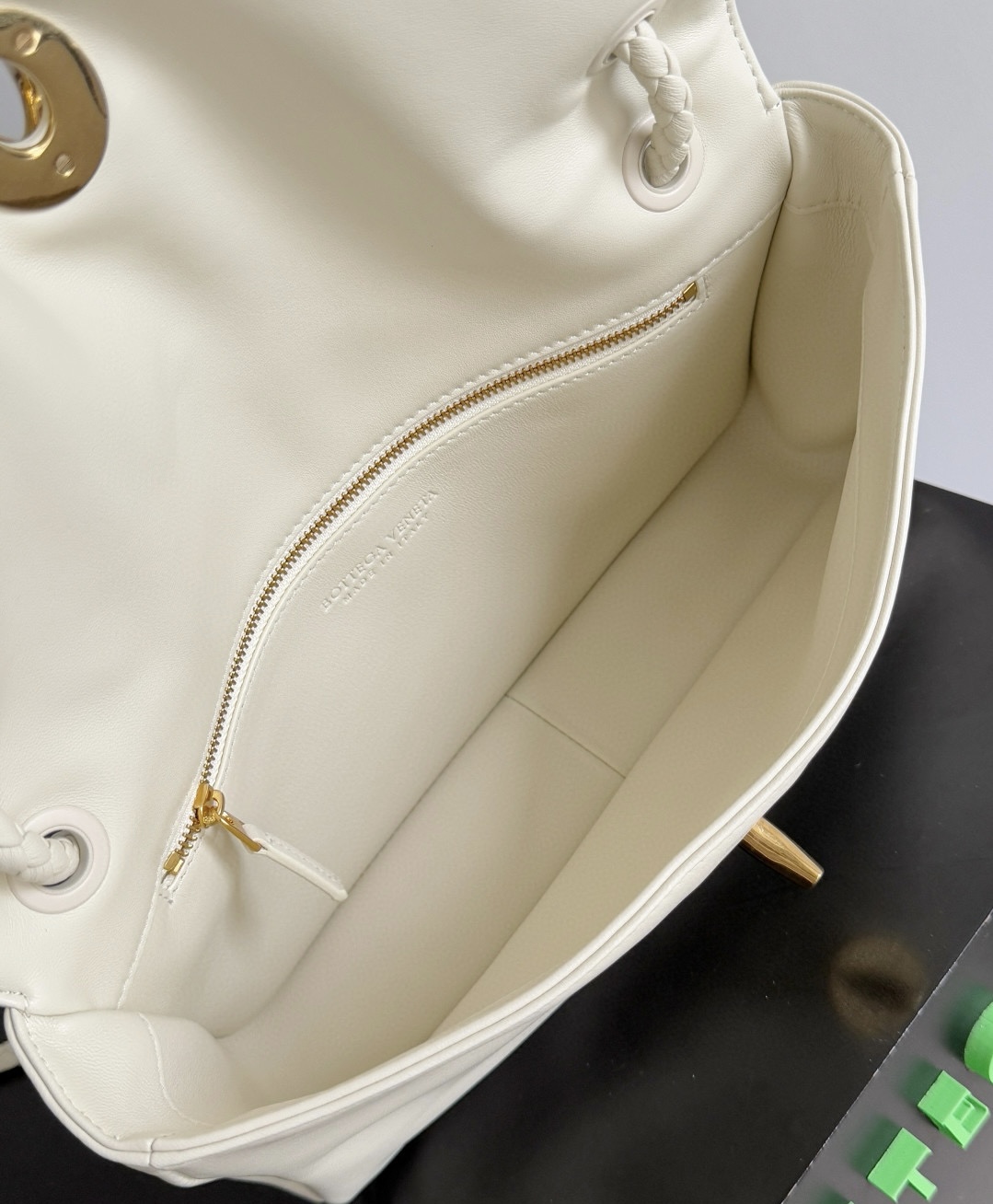 BOTTEGA VENETA Женская сумка Madison