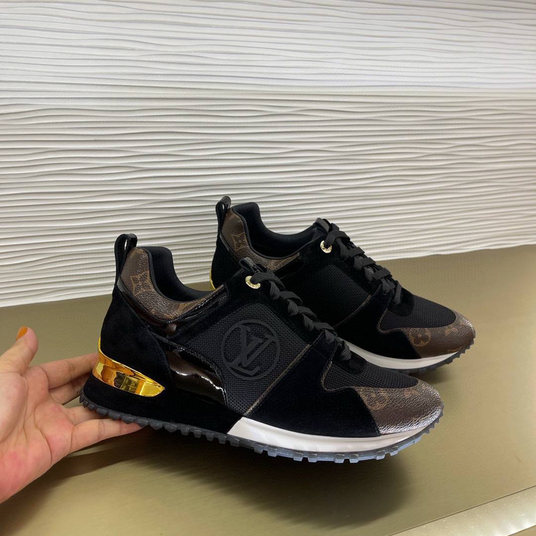 LOUIS VUITTON Женские кроссовки LOUIS VUITTON Женские кроссовки