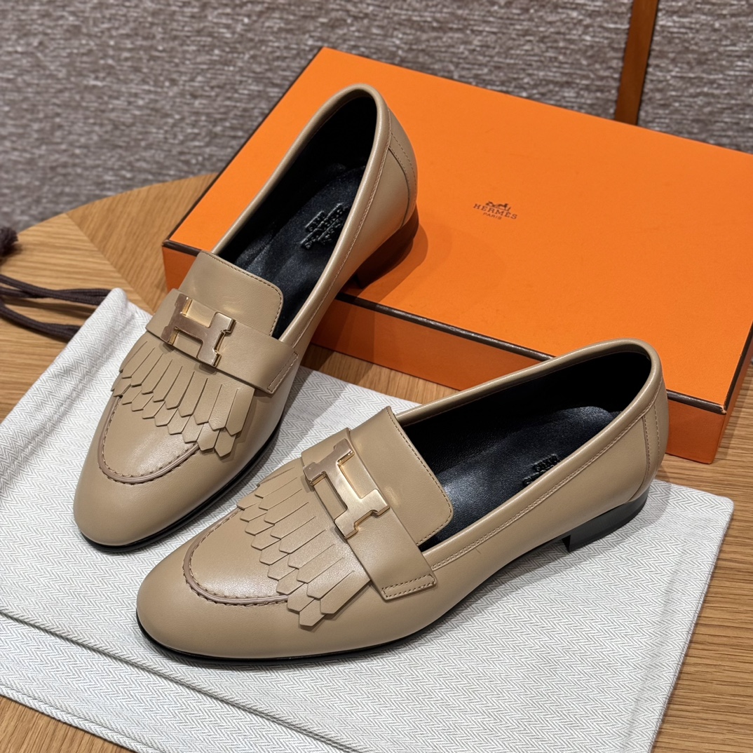 HERMES Женские лоферы Royal HERMES Женские лоферы Royal