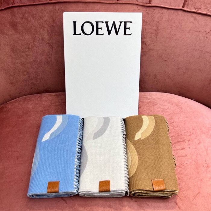 LOEWE Женский шарф из шерсти и кашемира