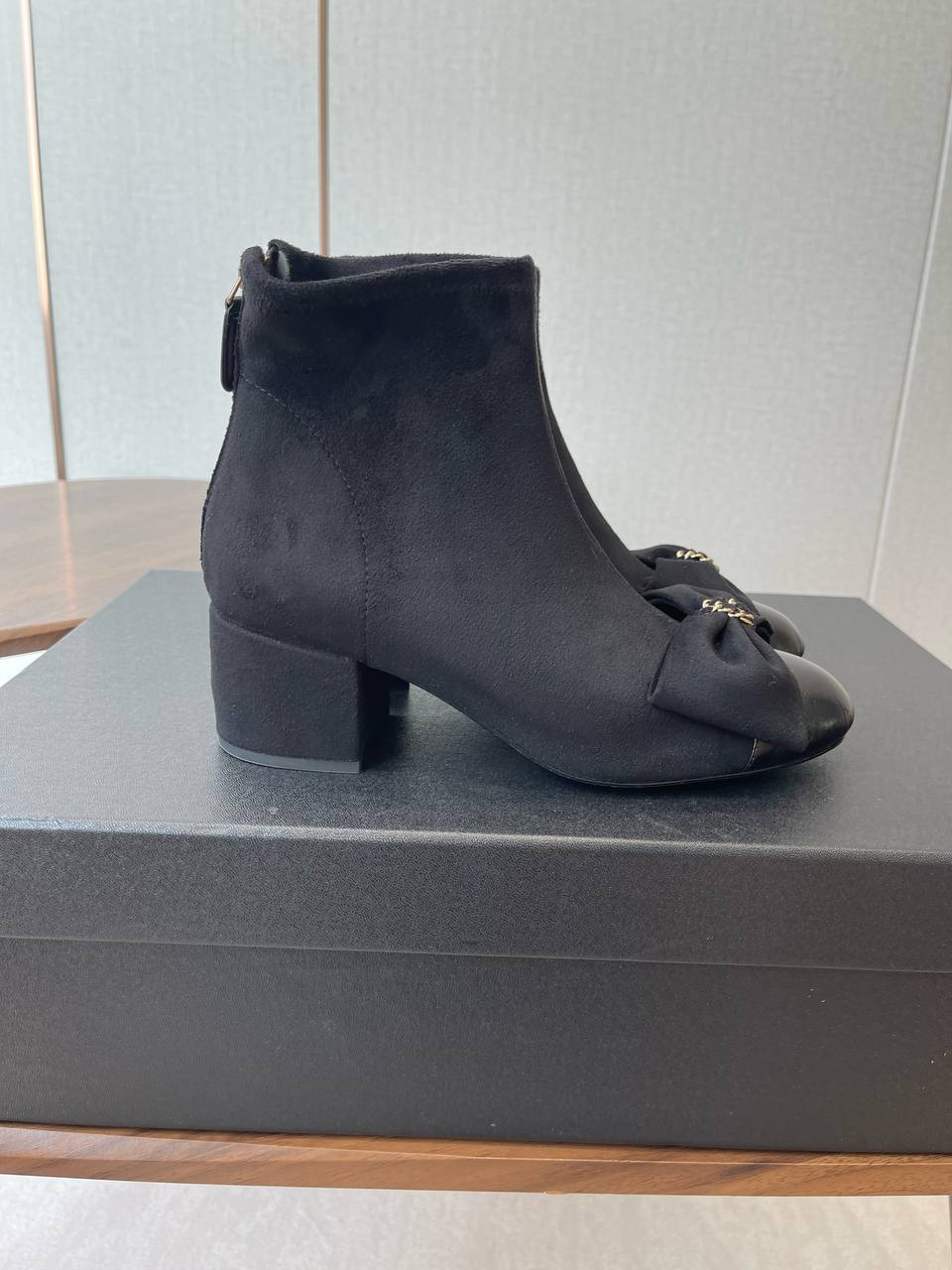 CHANEL Женские ботильоны из овчины 