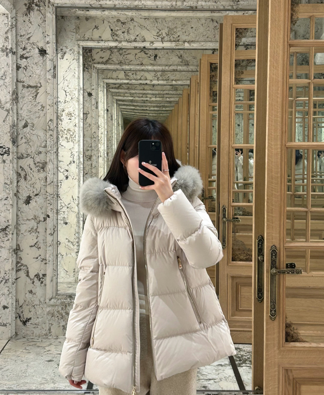 MONCLER Мужской пуховик с капюшоном Laichefur MONCLER Мужской пуховик с капюшоном Laichefur