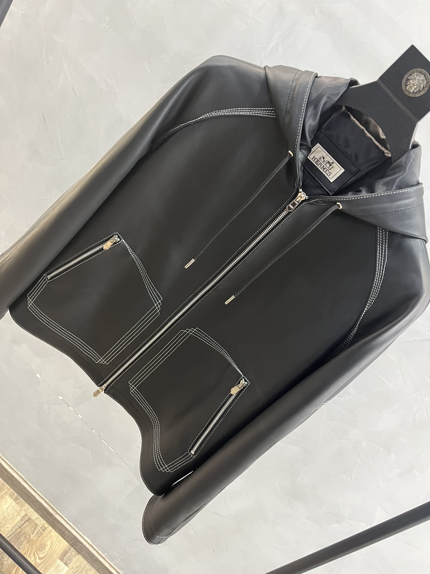 HERMES Мужская кожаная куртка HERMES Мужская кожаная куртка