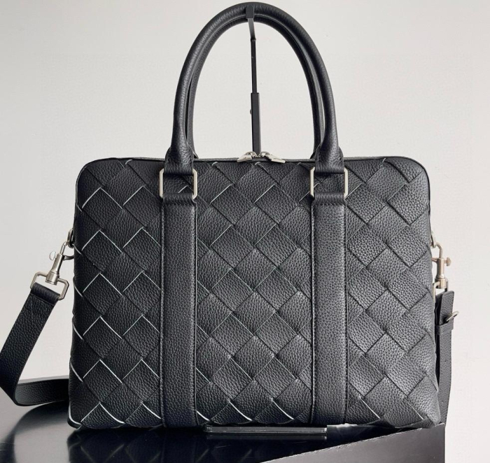 BOTTEGA VENETA Мужской Портфель