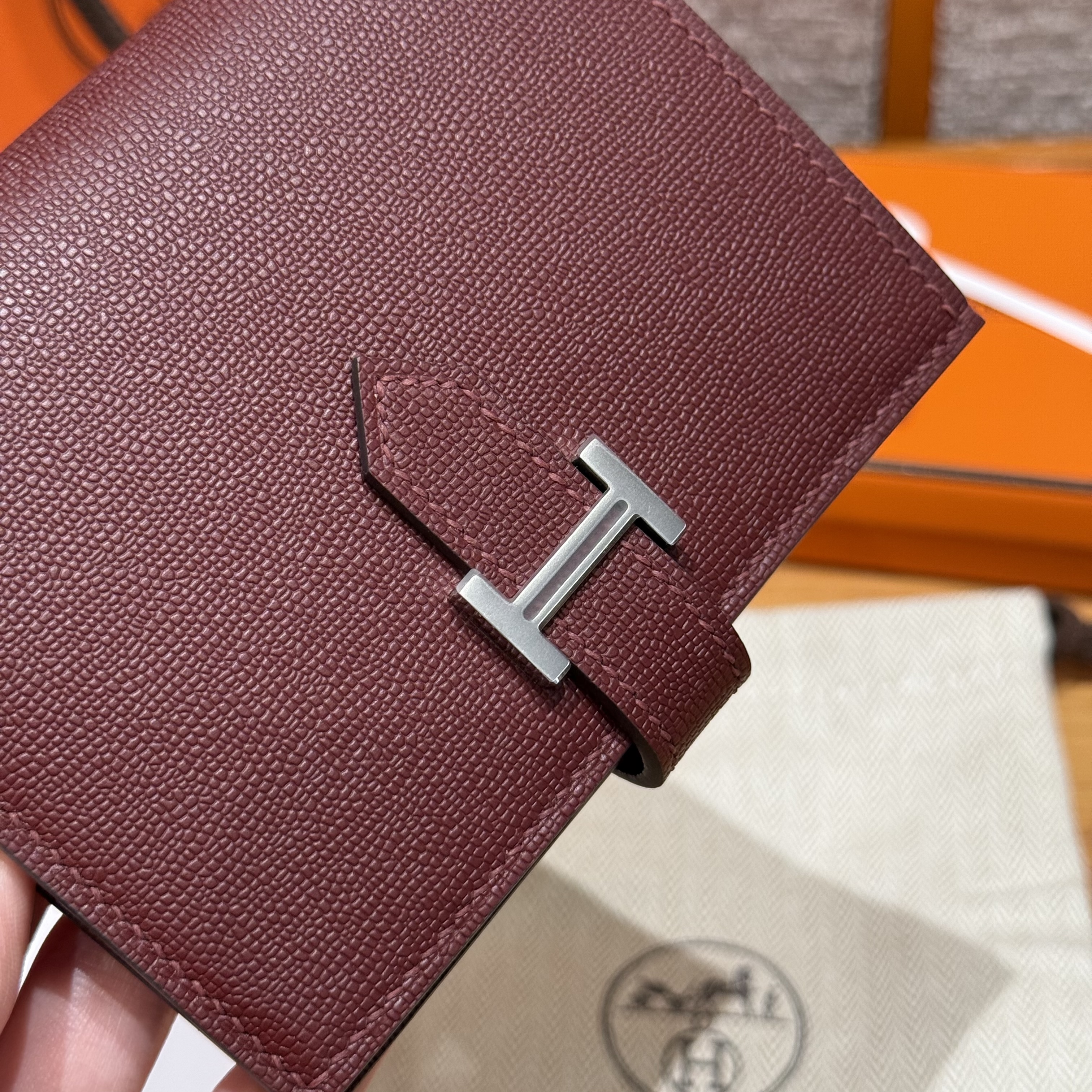 HERMES Кошелёк Bearn 12 см 55/Rouge H Madame HERMES Кошелёк Bearn 12 см 55/Rouge H Madame