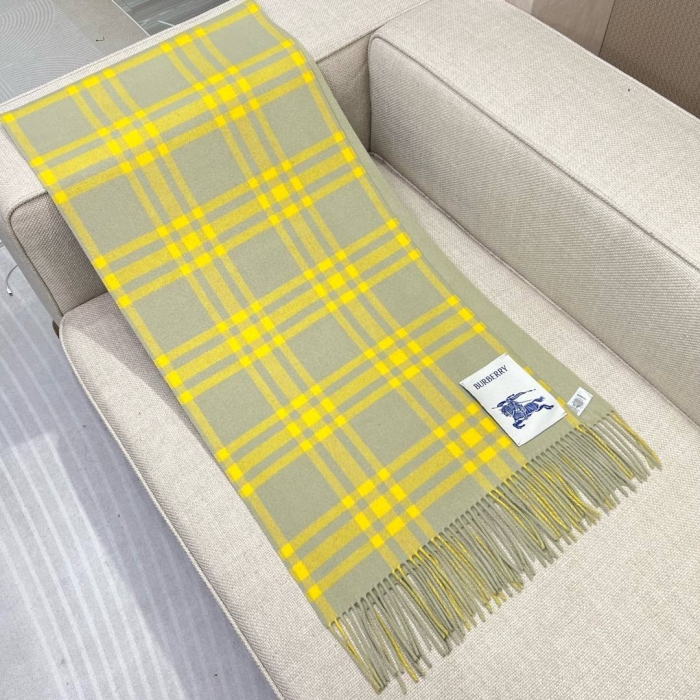 BURBERRY Женский шарф