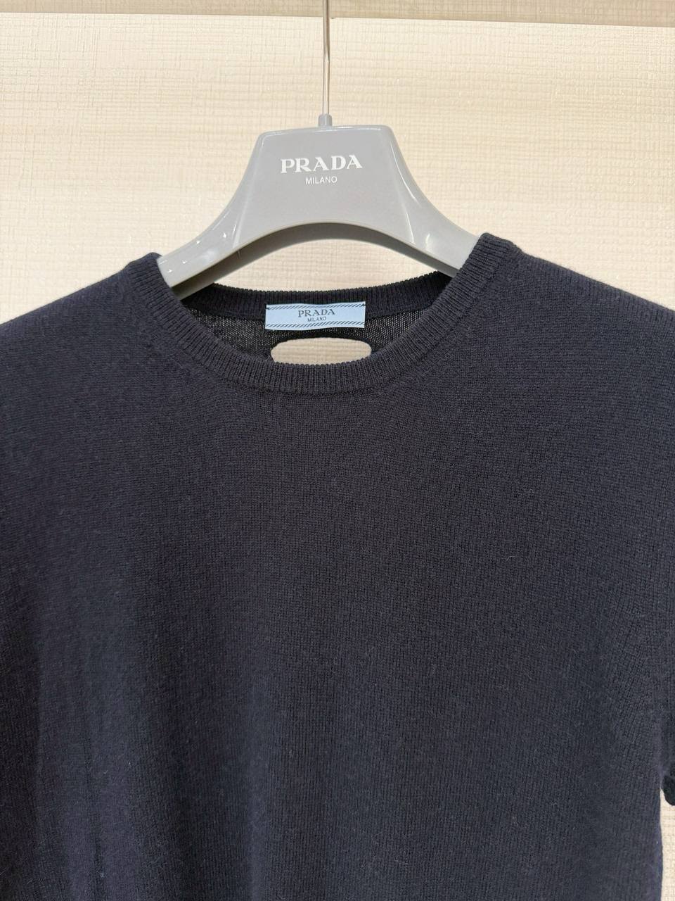 PRADA Женская футболка PRADA Женская футболка